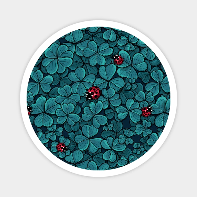 Find the lucky clover, blue and red 2 Magnet by katerinamk